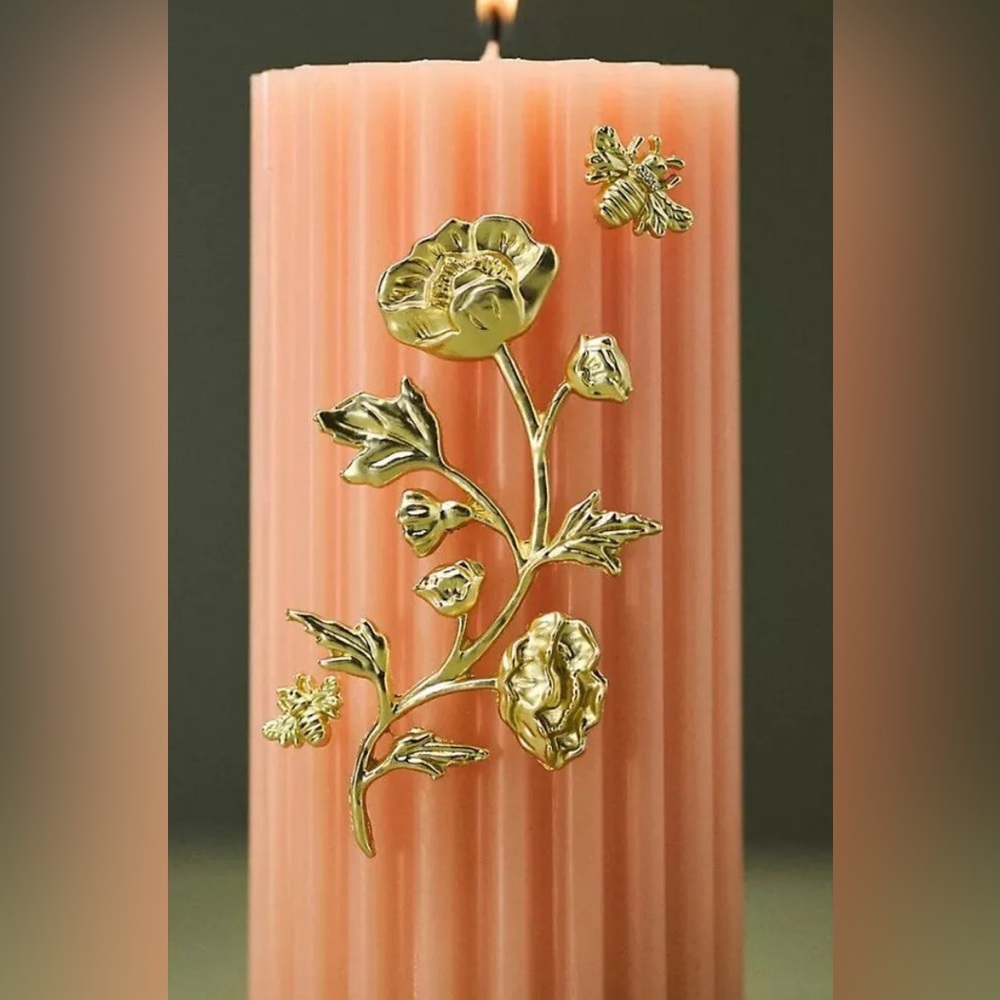 Anthropologie Golden Floral And Bee Candle Charm NWT Girly Coquette Cottagecore